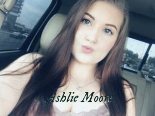 Ashlie_Moore