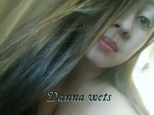 Danna_wets