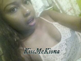 KissMeKiona