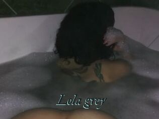 Lola_grey