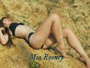 Mia_Rooney