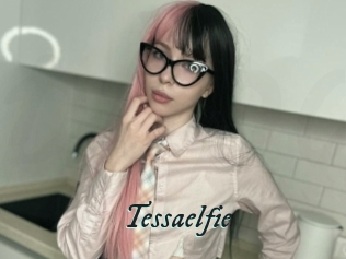 Tessaelfie