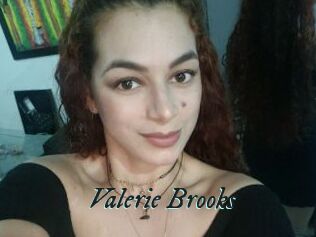 Valerie_Brooks